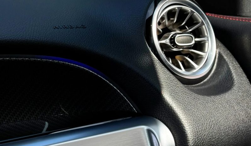 
								MERCEDES-BENZ GLB 35 AMG cheio									