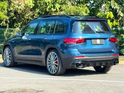 
										MERCEDES-BENZ GLB 35 AMG cheio									