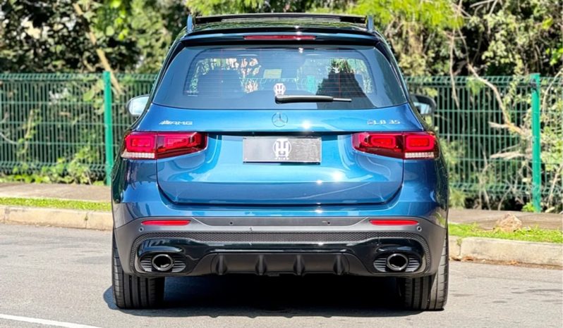 
								MERCEDES-BENZ GLB 35 AMG cheio									