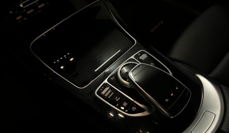 
								MERCEDES-BENZ GLC 250 cheio									