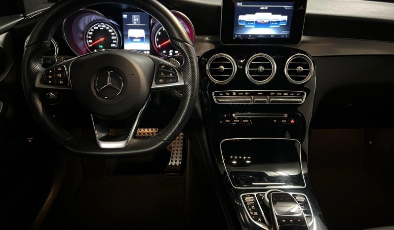 
								MERCEDES-BENZ GLC 250 cheio									