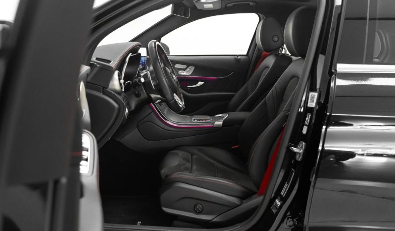 
								MERCEDES-BENZ GLC 43 AMG cheio									