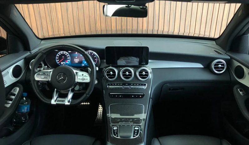 
								MERCEDES-BENZ GLC 43 AMG cheio									