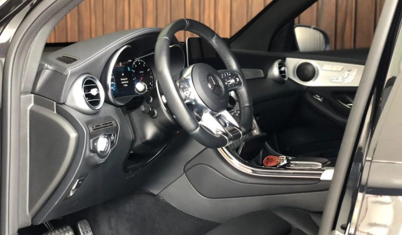 
								MERCEDES-BENZ GLC 43 AMG cheio									