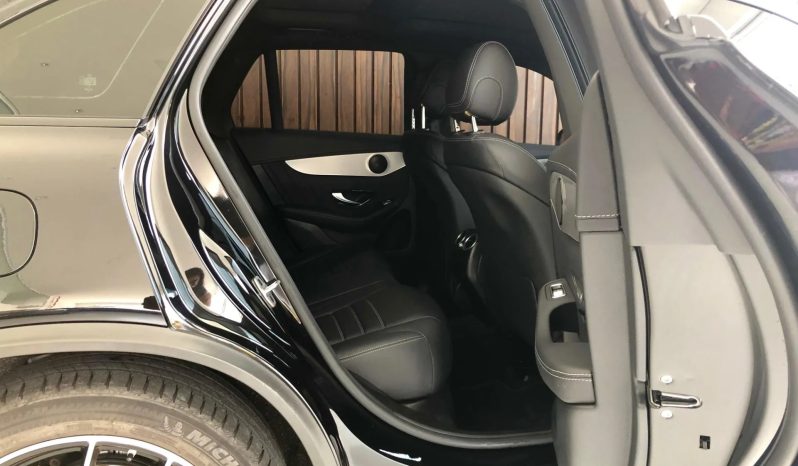 
								MERCEDES-BENZ GLC 43 AMG cheio									