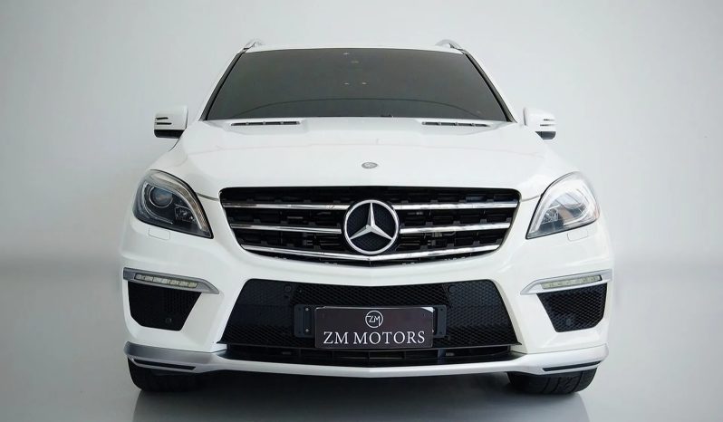 
								MERCEDES-BENZ ML 63 AMG cheio									