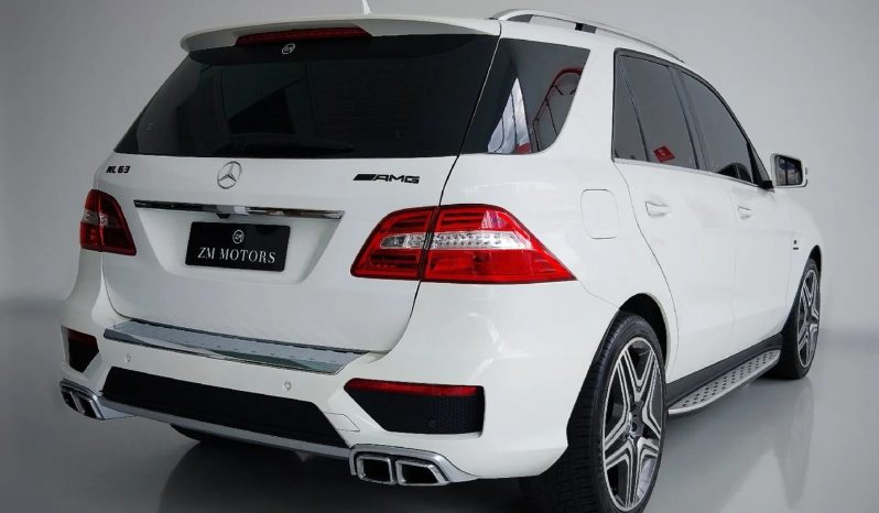 
								MERCEDES-BENZ ML 63 AMG cheio									