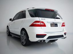 
										MERCEDES-BENZ ML 63 AMG cheio									