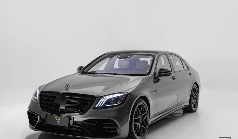 Mercedes S 63 AMG Alphaville