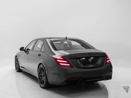 
										MERCEDES-BENZ S 63 AMG cheio									