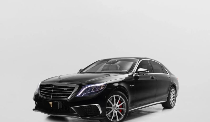 Mercedes S 63 AMG Alphaville