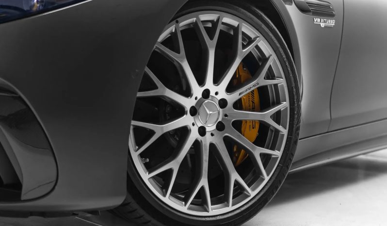 
								MERCEDES-BENZ SL 63 AMG cheio									