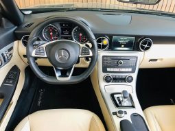 
										MERCEDES-BENZ SLC 300 cheio									