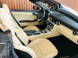 
										MERCEDES-BENZ SLC 300 cheio									