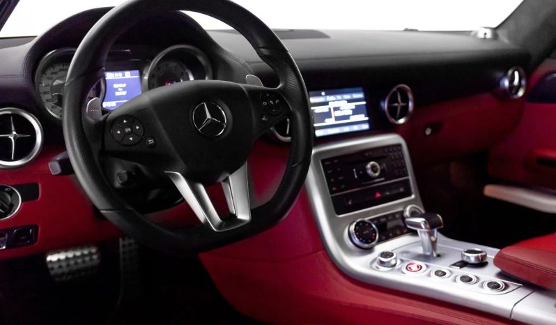 
								MERCEDES-BENZ SLS AMG cheio									