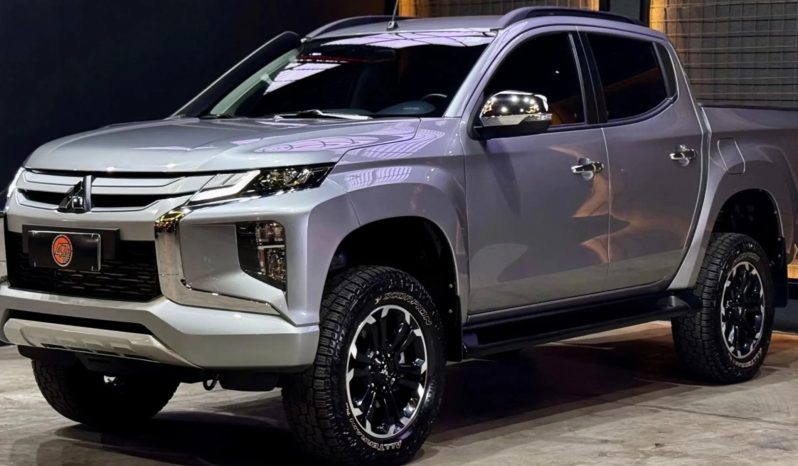
								MITSUBISHI L200 TRITON cheio									