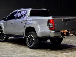 MITSUBISHI L200 TRITON
