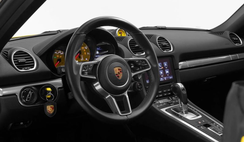 
								PORSCHE 718 cheio									