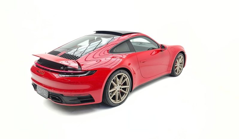 
								PORSCHE 911 cheio									