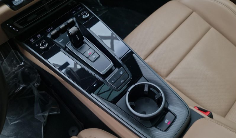 
								PORSCHE 911 cheio									
