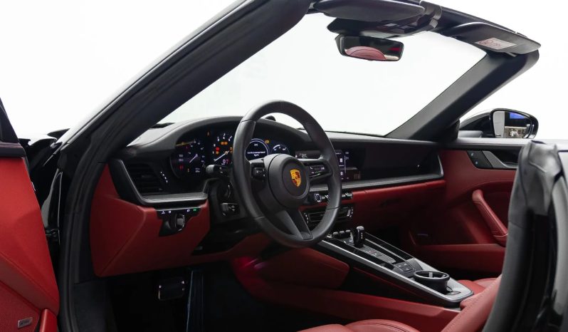 
								PORSCHE 911 cheio									