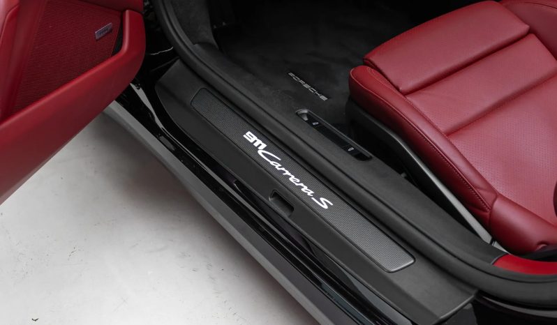 
								PORSCHE 911 cheio									