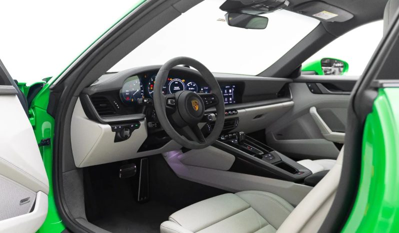 
								PORSCHE 911 cheio									