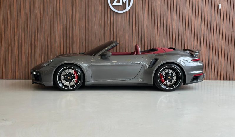 
								PORSCHE 911 cheio									