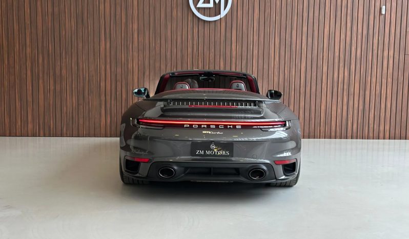 
								PORSCHE 911 cheio									