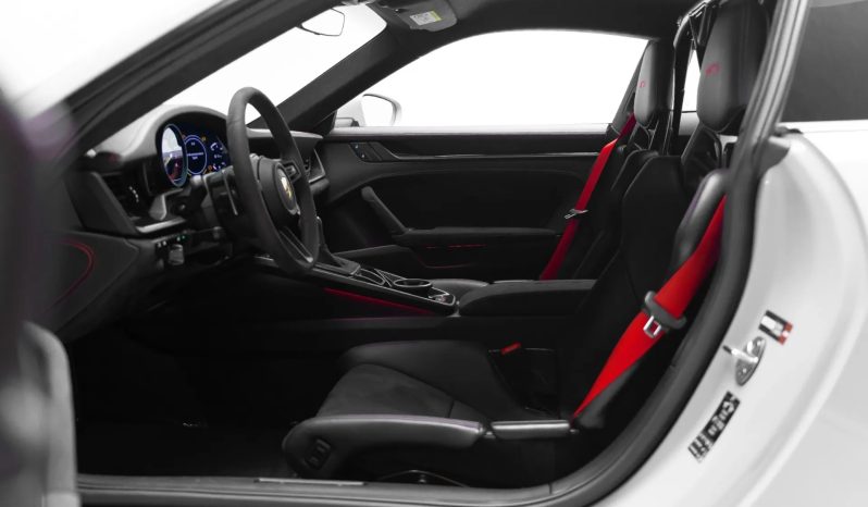 
								PORSCHE 911 cheio									