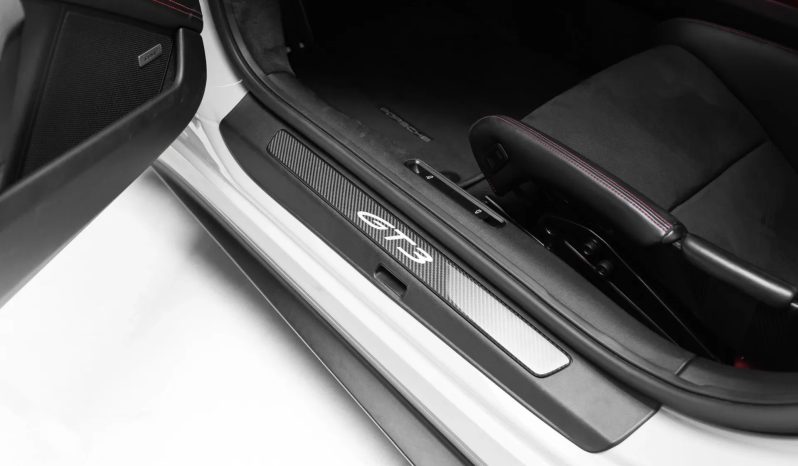 
								PORSCHE 911 cheio									