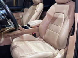 
										PORSCHE CAYENNE cheio									