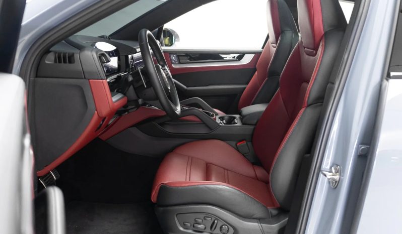 
								PORSCHE CAYENNE cheio									