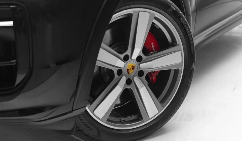 
								PORSCHE CAYENNE cheio									