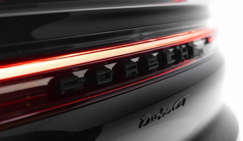 
								PORSCHE CAYENNE cheio									
