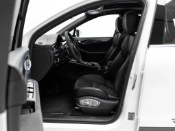 
										PORSCHE MACAN cheio									