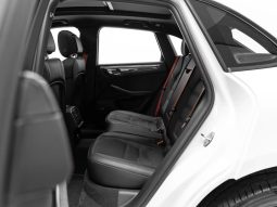 
										PORSCHE MACAN cheio									