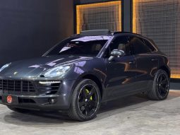 
										PORSCHE MACAN cheio									