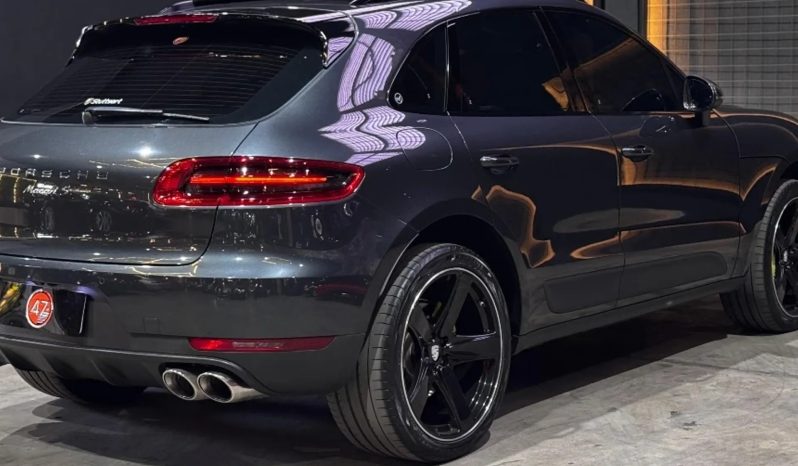 
								PORSCHE MACAN cheio									