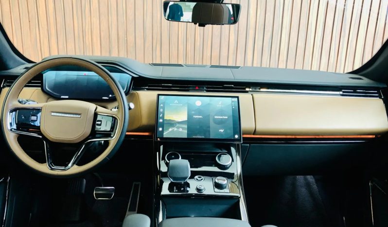 
								LAND ROVER RANGE ROVER cheio									