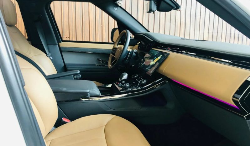 
								LAND ROVER RANGE ROVER cheio									