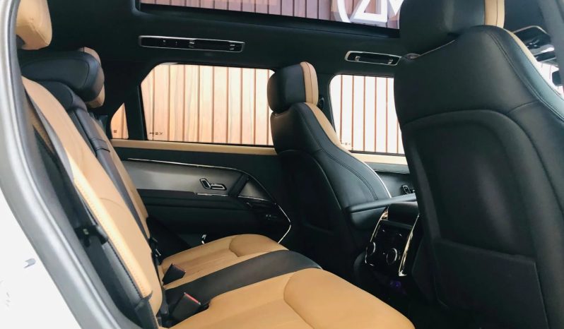 
								LAND ROVER RANGE ROVER cheio									