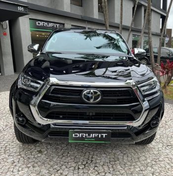 Toyota Hilux Alphaville