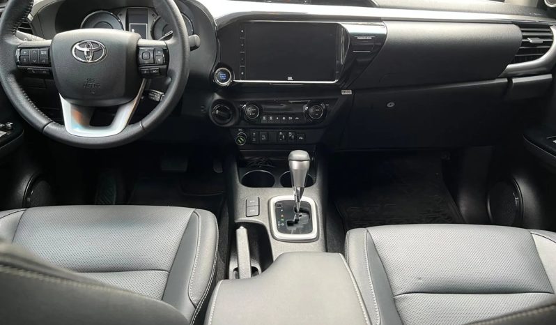 
								TOYOTA HILUX cheio									