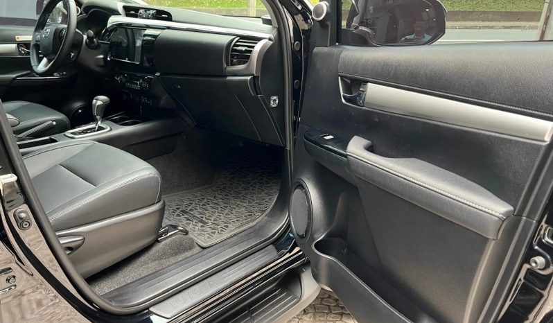 
								TOYOTA HILUX cheio									