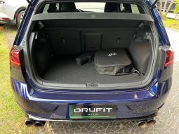 
										VOLKSWAGEN GOLF cheio									