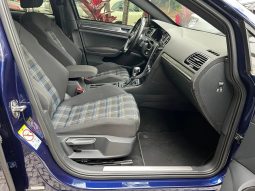 
										VOLKSWAGEN GOLF cheio									