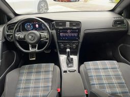 
										VOLKSWAGEN GOLF cheio									