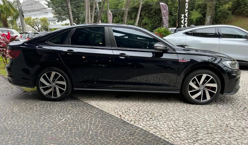 
								VOLKSWAGEN JETTA cheio									