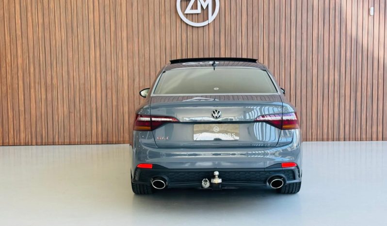 
								VOLKSWAGEN JETTA cheio									